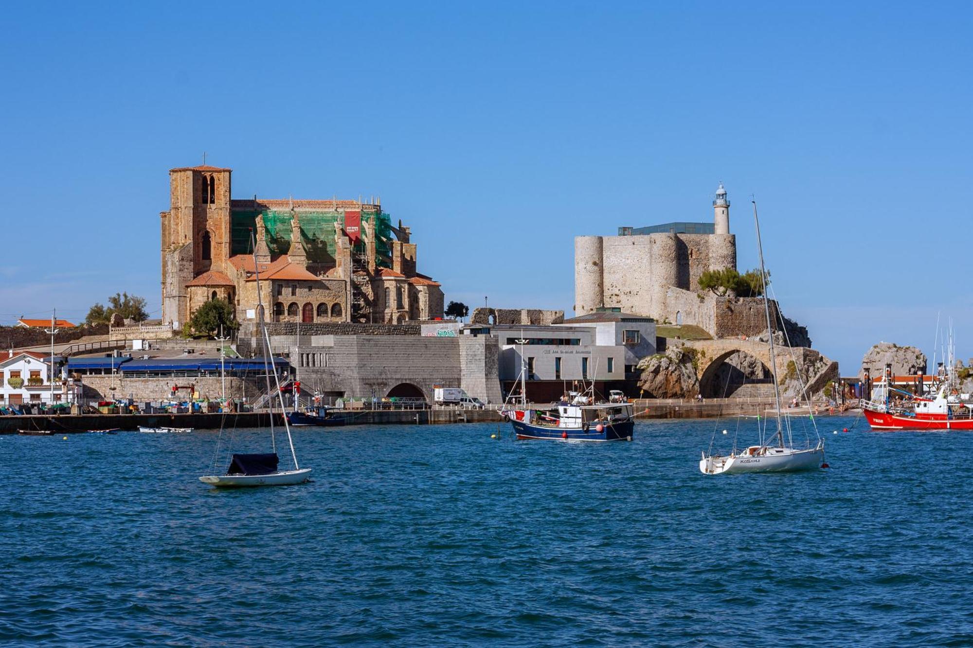 Sea Views In The Heart Of The Old Town Apartment Castro Urdiales Ngoại thất bức ảnh